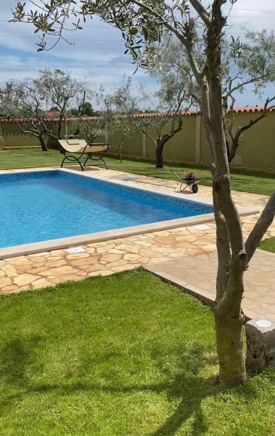 Villa Zafirah بولا المظهر الخارجي الصورة
