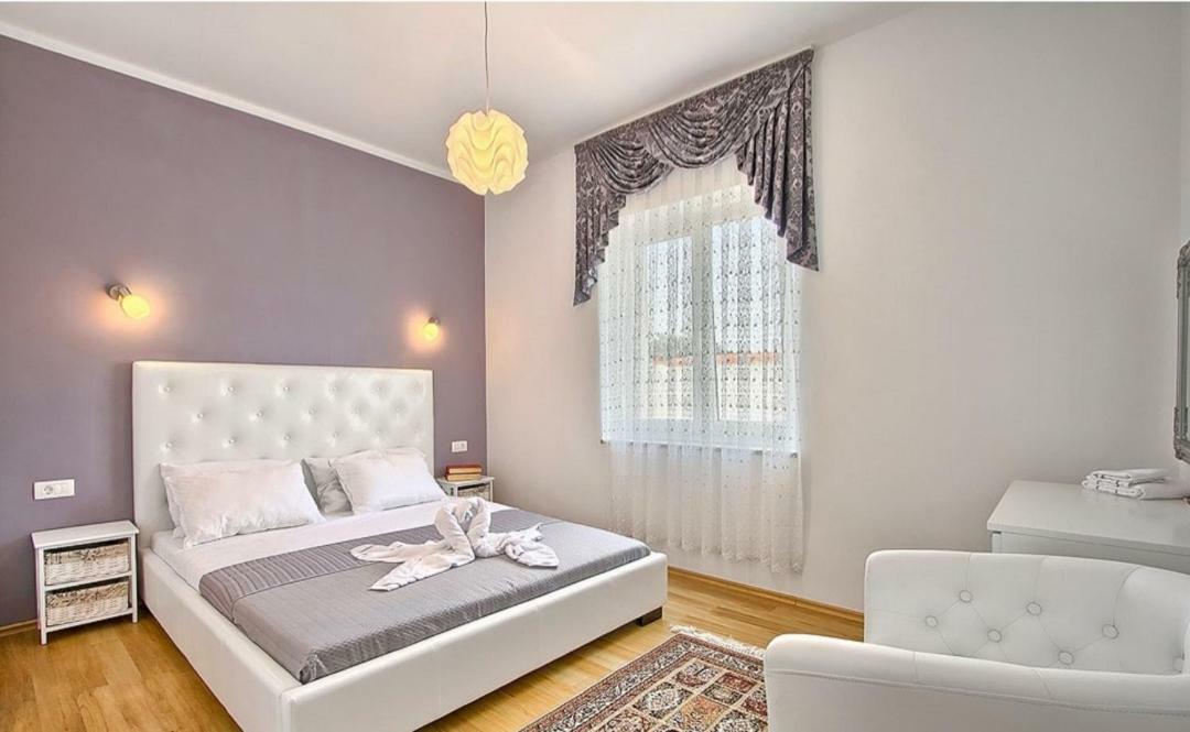 Villa Zafirah بولا المظهر الخارجي الصورة